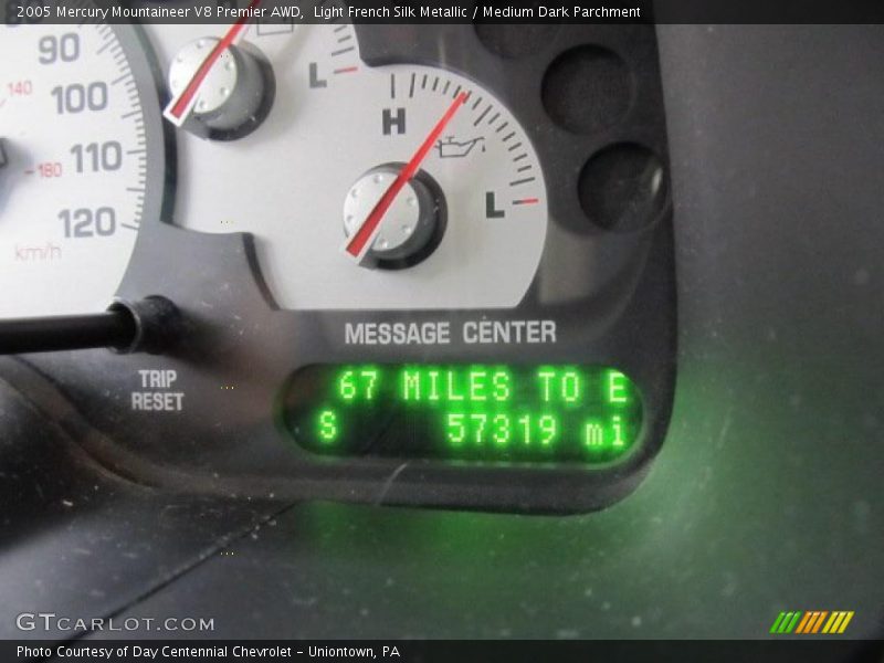Light French Silk Metallic / Medium Dark Parchment 2005 Mercury Mountaineer V8 Premier AWD