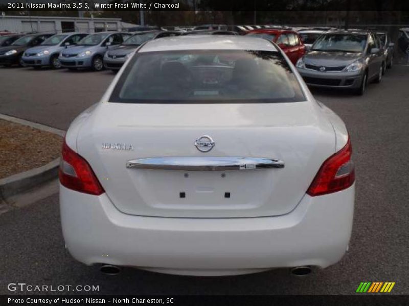 Winter Frost White / Charcoal 2011 Nissan Maxima 3.5 S