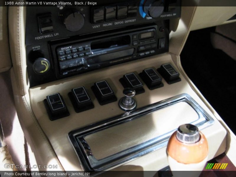 Controls of 1988 V8 Vantage Volante