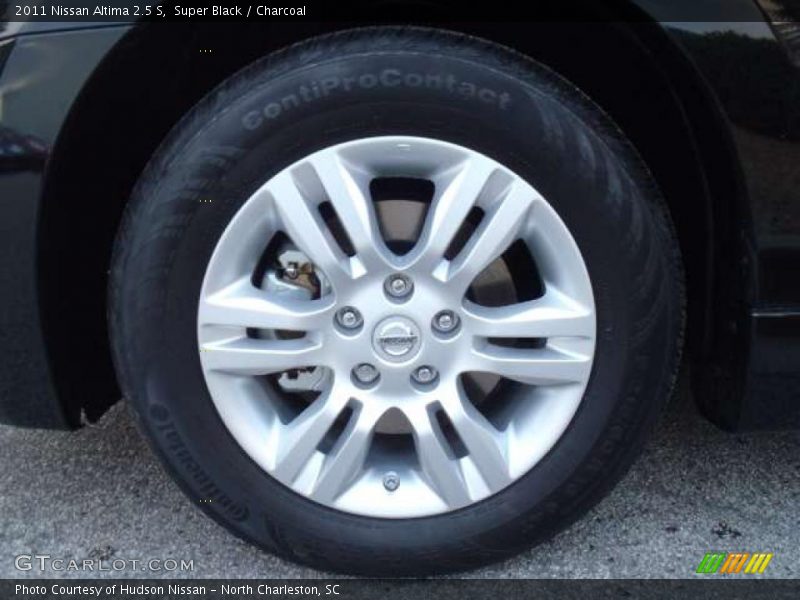 Super Black / Charcoal 2011 Nissan Altima 2.5 S