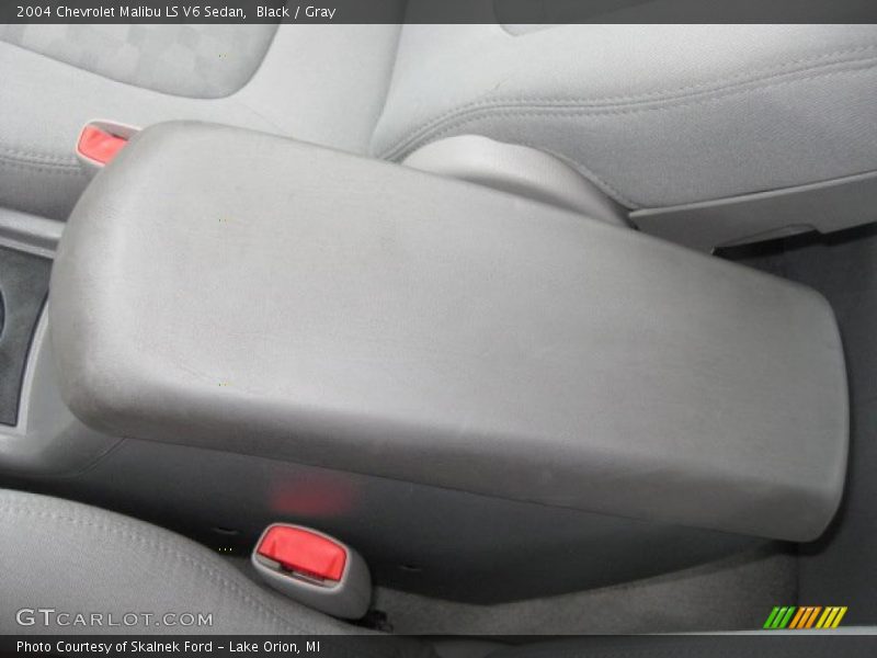 Black / Gray 2004 Chevrolet Malibu LS V6 Sedan