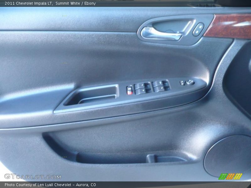 Summit White / Ebony 2011 Chevrolet Impala LT