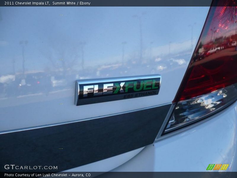 Summit White / Ebony 2011 Chevrolet Impala LT
