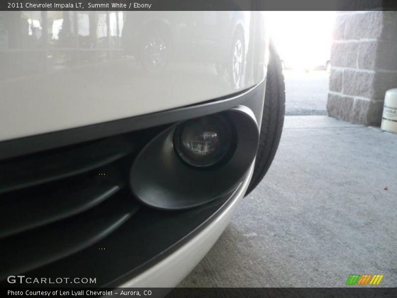 Summit White / Ebony 2011 Chevrolet Impala LT