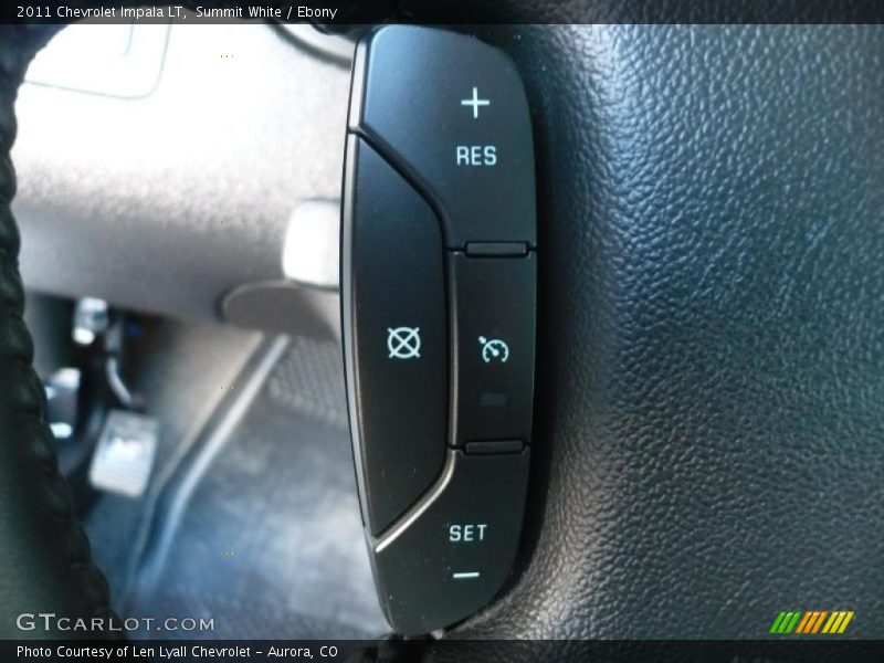 Summit White / Ebony 2011 Chevrolet Impala LT