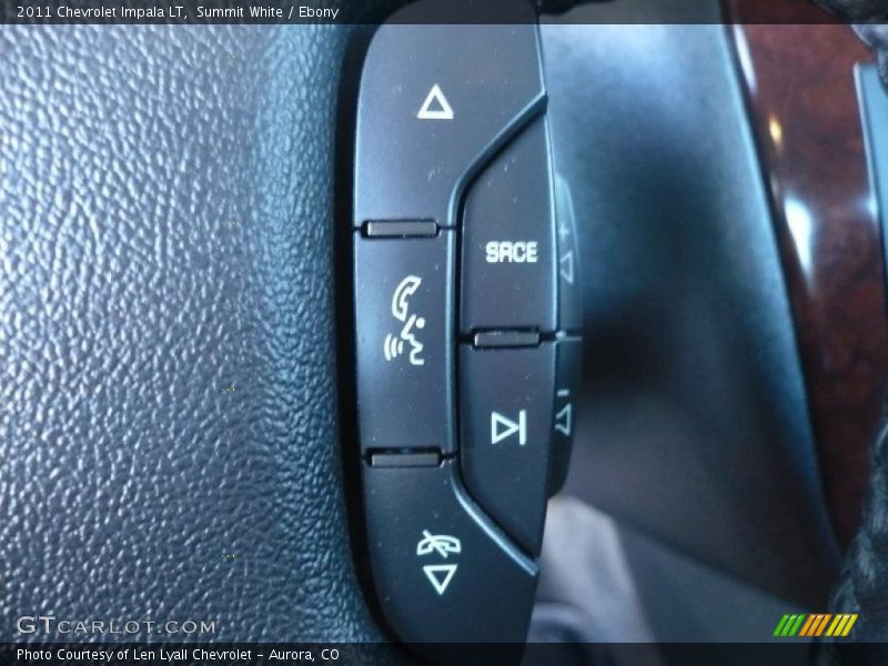 Summit White / Ebony 2011 Chevrolet Impala LT