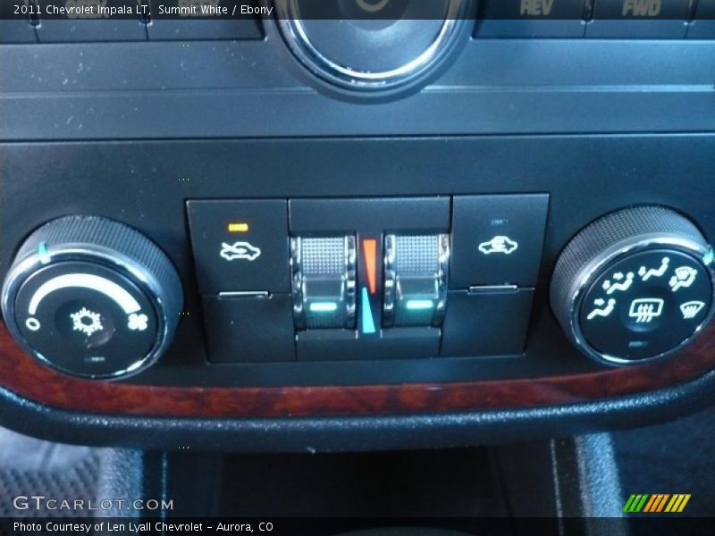 Summit White / Ebony 2011 Chevrolet Impala LT