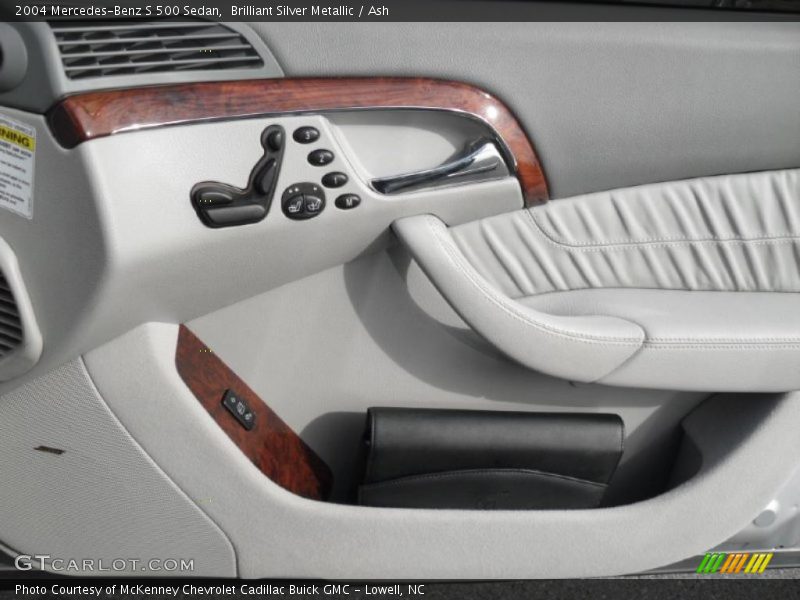 Controls of 2004 S 500 Sedan