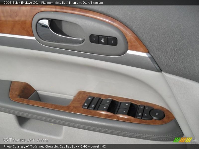 Platinum Metallic / Titanium/Dark Titanium 2008 Buick Enclave CXL