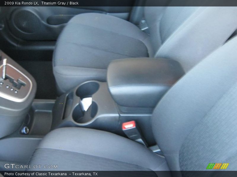 Titanium Gray / Black 2009 Kia Rondo LX