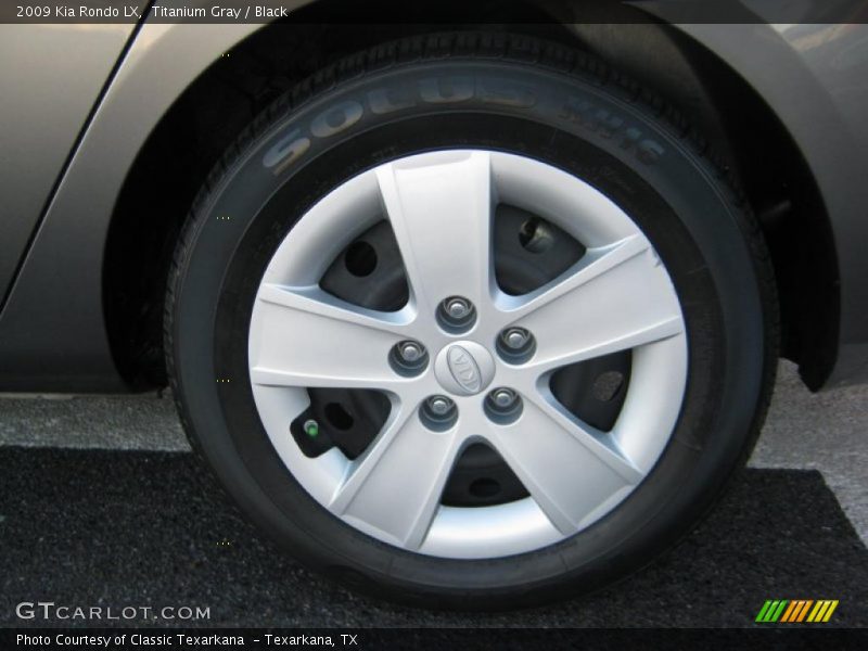 Titanium Gray / Black 2009 Kia Rondo LX