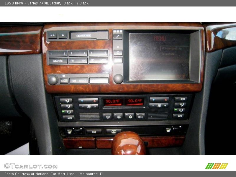 Controls of 1998 7 Series 740iL Sedan