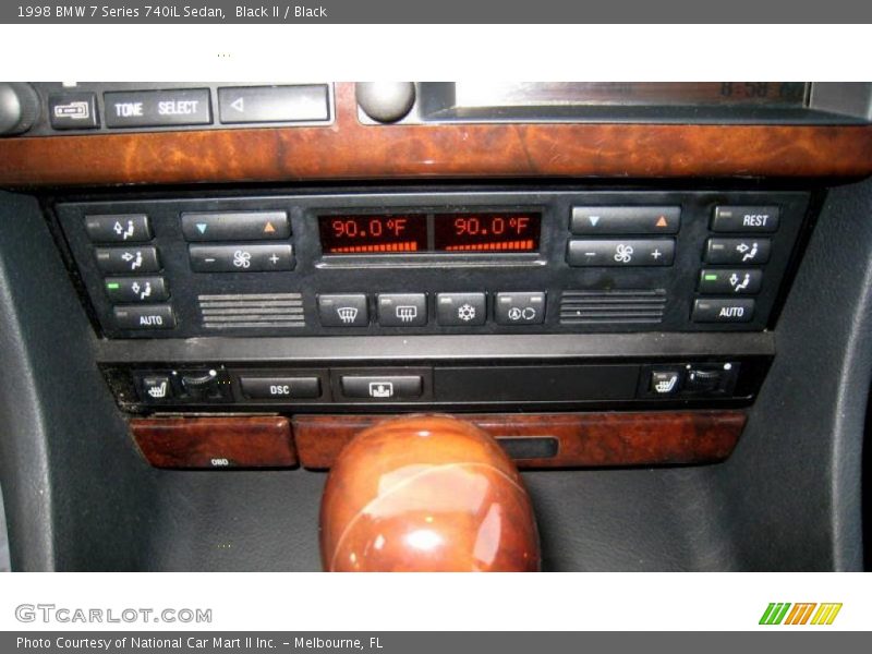 Controls of 1998 7 Series 740iL Sedan