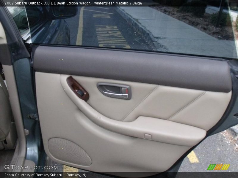 Wintergreen Metallic / Beige 2002 Subaru Outback 3.0 L.L.Bean Edition Wagon
