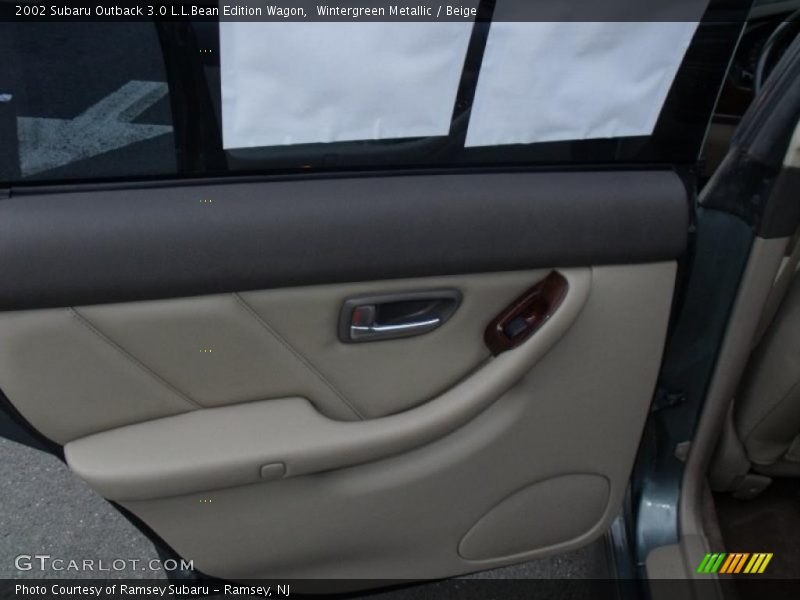 Wintergreen Metallic / Beige 2002 Subaru Outback 3.0 L.L.Bean Edition Wagon