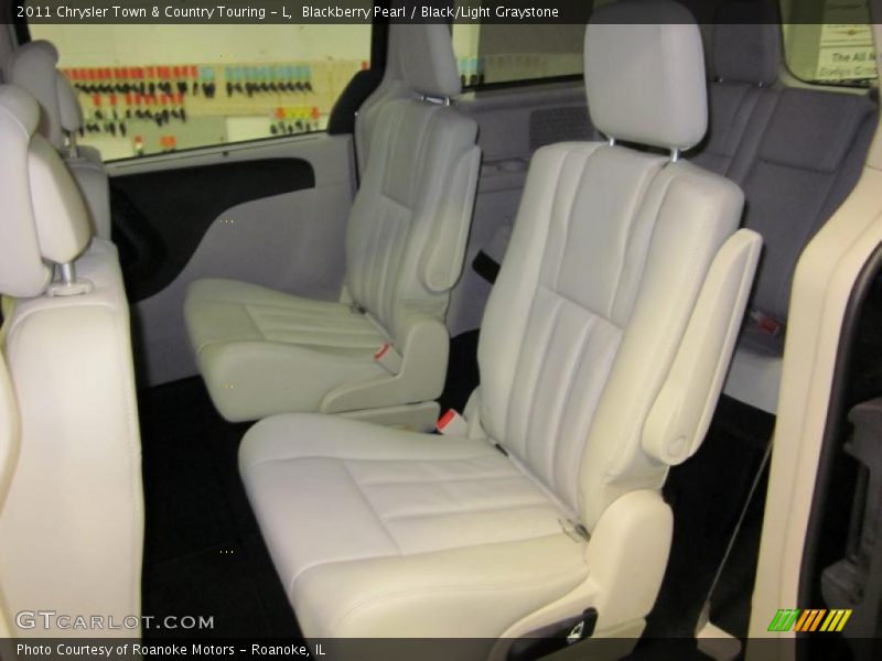  2011 Town & Country Touring - L Black/Light Graystone Interior