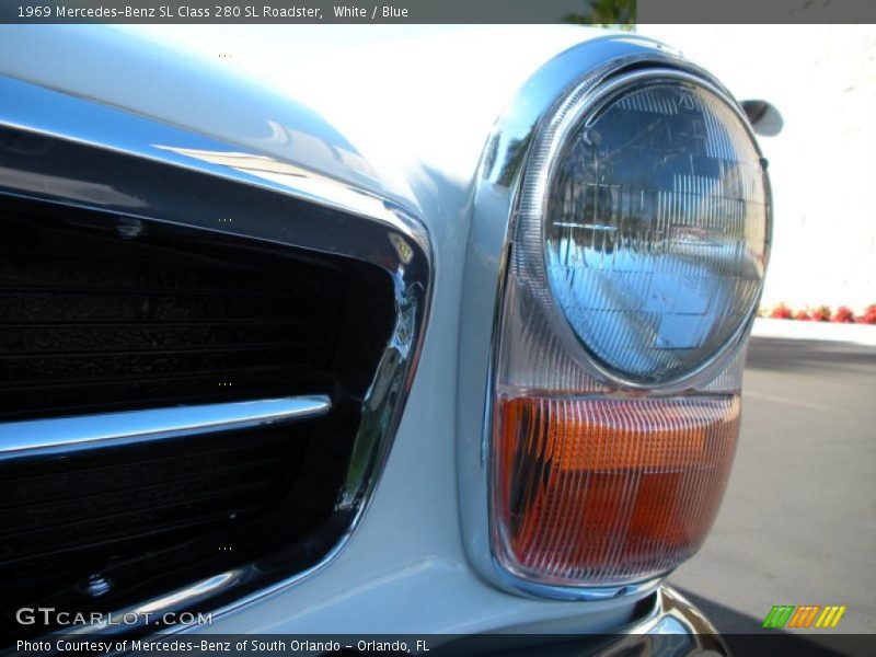 White / Blue 1969 Mercedes-Benz SL Class 280 SL Roadster