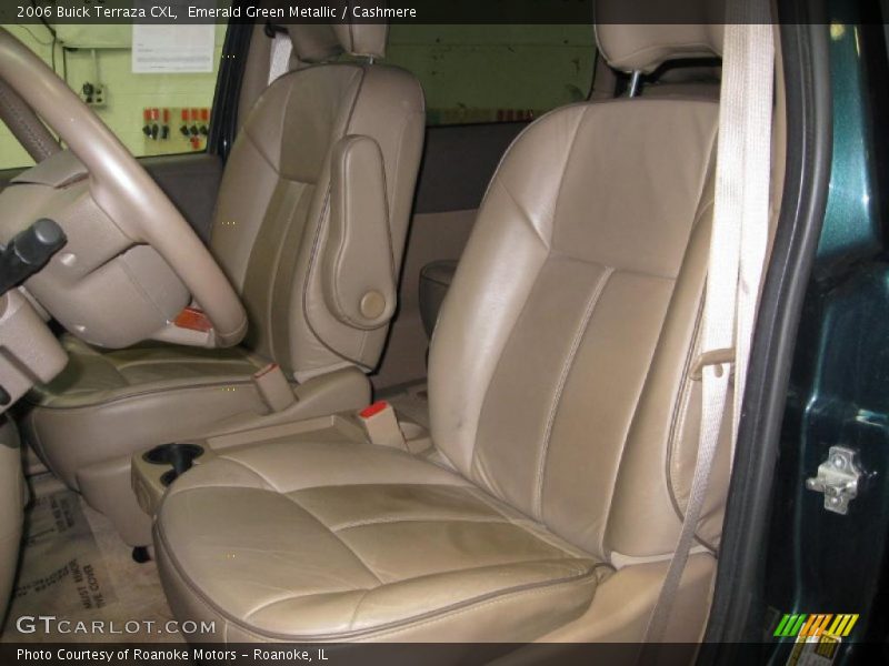  2006 Terraza CXL Cashmere Interior