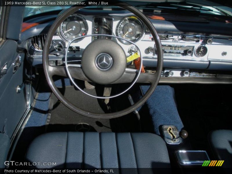  1969 SL Class 280 SL Roadster Steering Wheel