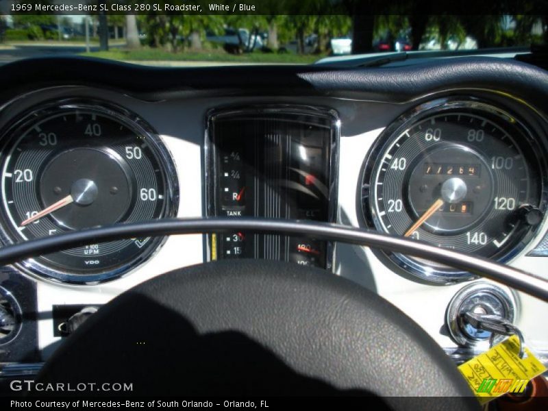  1969 SL Class 280 SL Roadster 280 SL Roadster Gauges