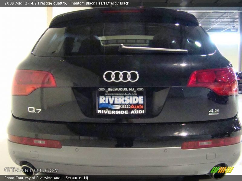Phantom Black Pearl Effect / Black 2009 Audi Q7 4.2 Prestige quattro