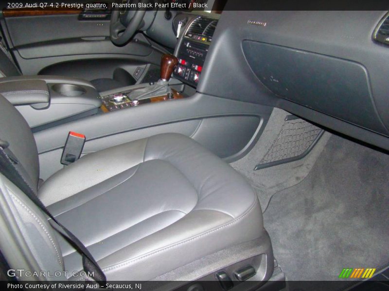 Phantom Black Pearl Effect / Black 2009 Audi Q7 4.2 Prestige quattro