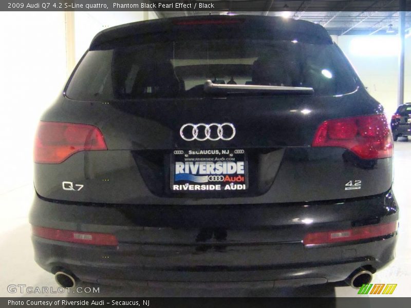 Phantom Black Pearl Effect / Black 2009 Audi Q7 4.2 S-Line quattro