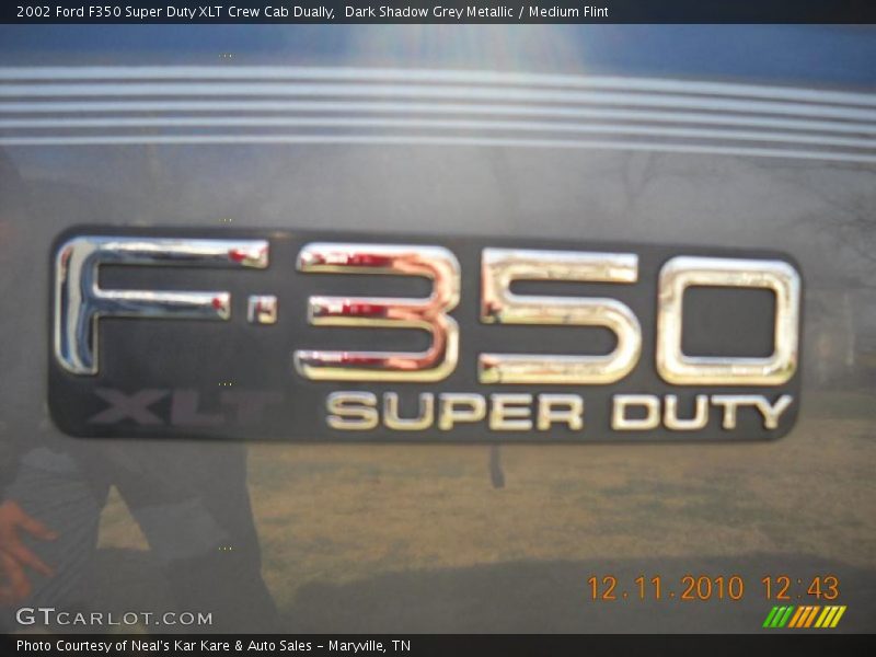  2002 F350 Super Duty XLT Crew Cab Dually Logo