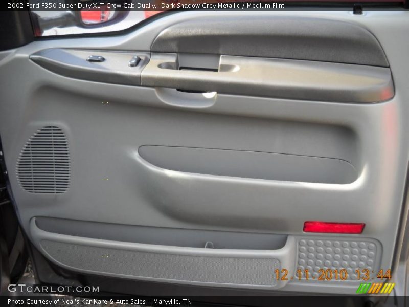 Door Panel of 2002 F350 Super Duty XLT Crew Cab Dually