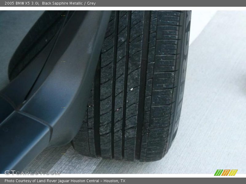 Black Sapphire Metallic / Grey 2005 BMW X5 3.0i