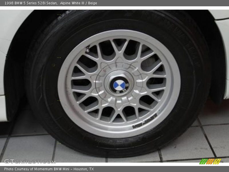  1998 5 Series 528i Sedan Wheel