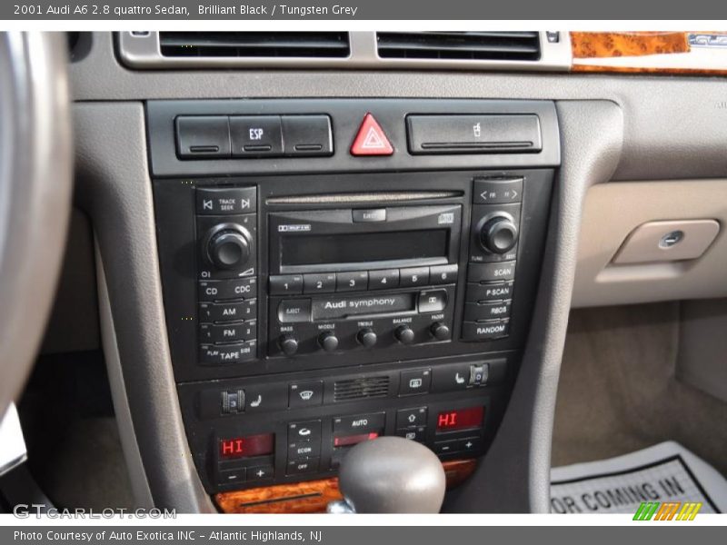 Controls of 2001 A6 2.8 quattro Sedan