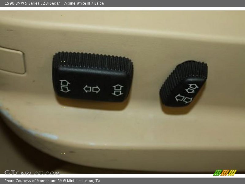 Alpine White III / Beige 1998 BMW 5 Series 528i Sedan