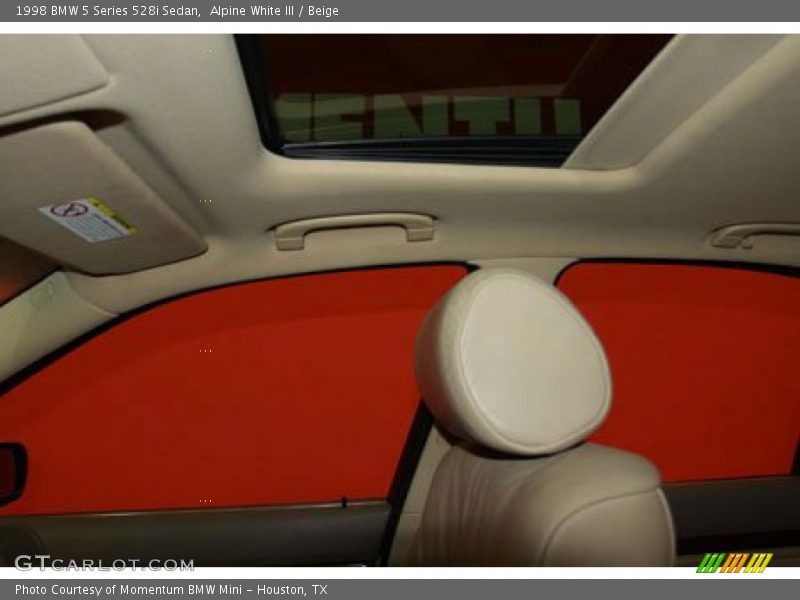 Alpine White III / Beige 1998 BMW 5 Series 528i Sedan
