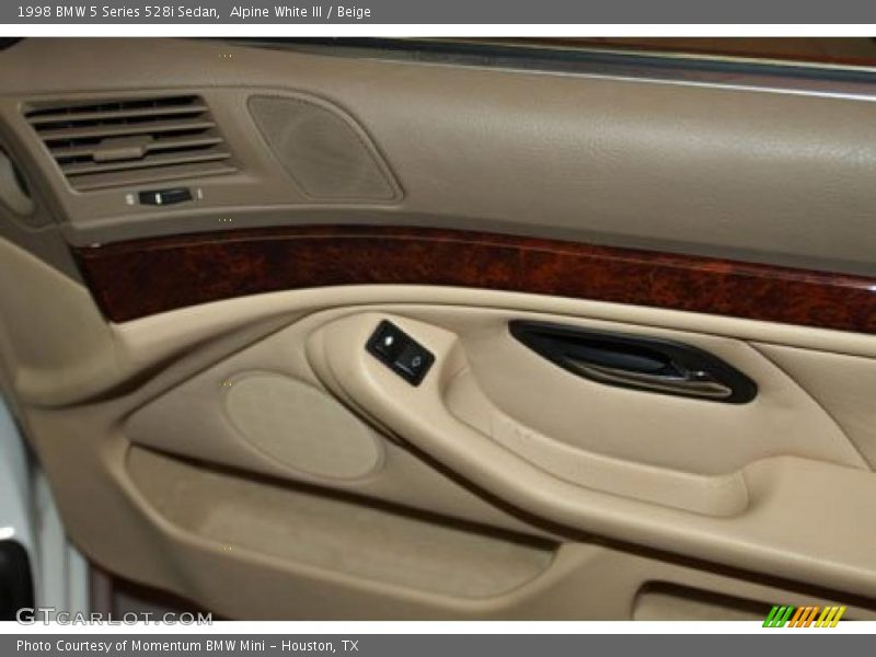 Door Panel of 1998 5 Series 528i Sedan