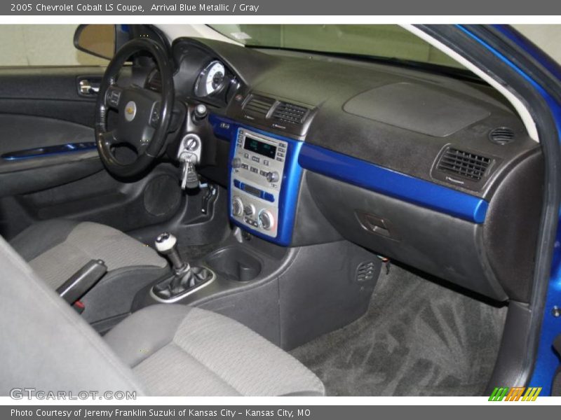 Arrival Blue Metallic / Gray 2005 Chevrolet Cobalt LS Coupe