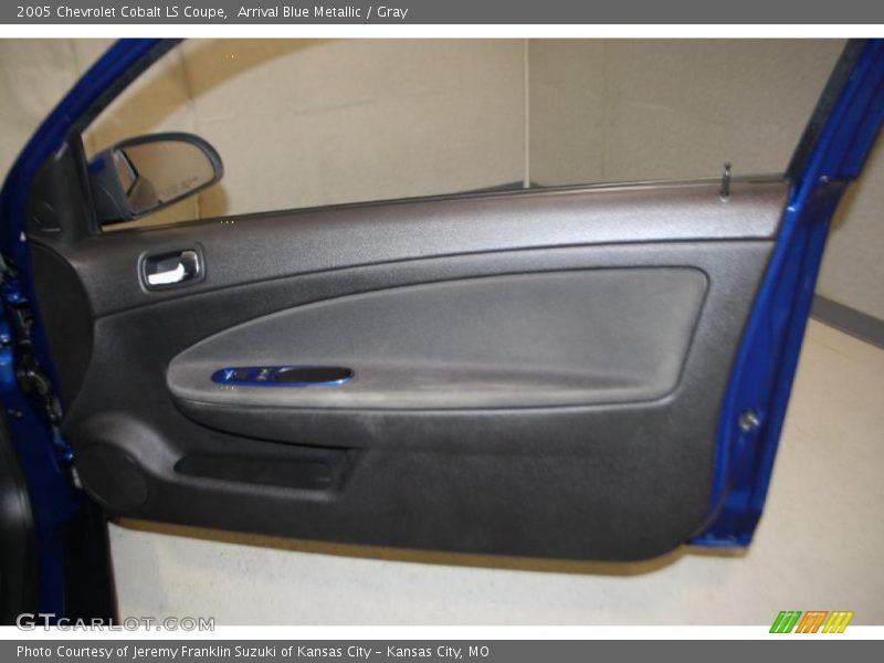 Arrival Blue Metallic / Gray 2005 Chevrolet Cobalt LS Coupe