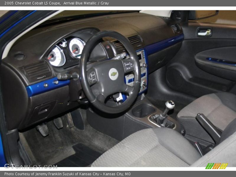 Arrival Blue Metallic / Gray 2005 Chevrolet Cobalt LS Coupe