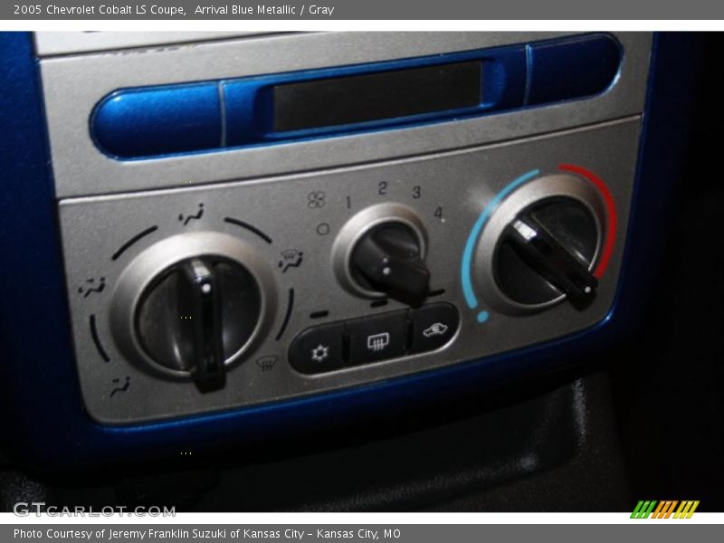 Arrival Blue Metallic / Gray 2005 Chevrolet Cobalt LS Coupe