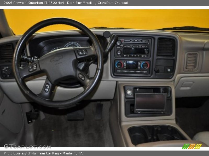 Dark Blue Metallic / Gray/Dark Charcoal 2006 Chevrolet Suburban LT 1500 4x4