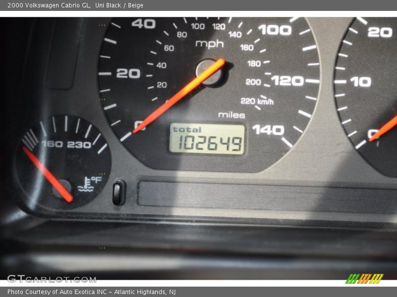 Uni Black / Beige 2000 Volkswagen Cabrio GL
