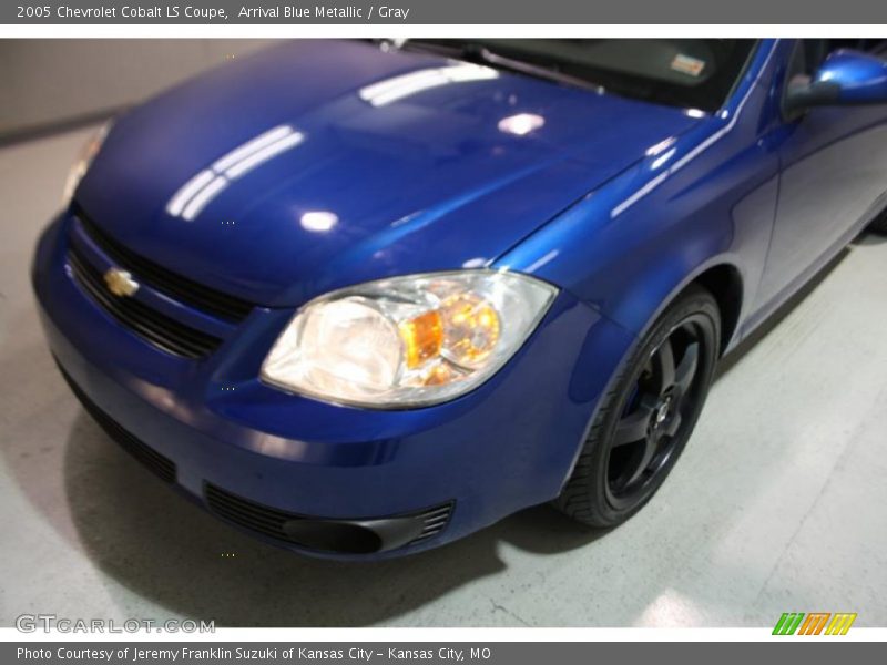 Arrival Blue Metallic / Gray 2005 Chevrolet Cobalt LS Coupe