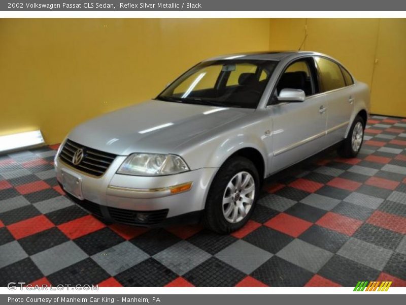 Reflex Silver Metallic / Black 2002 Volkswagen Passat GLS Sedan