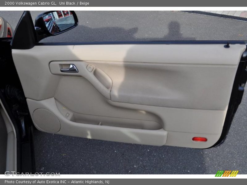 Uni Black / Beige 2000 Volkswagen Cabrio GL