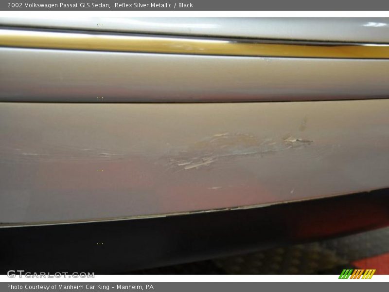 Reflex Silver Metallic / Black 2002 Volkswagen Passat GLS Sedan
