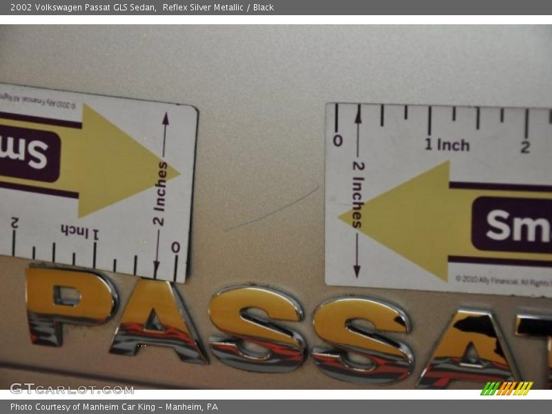 Reflex Silver Metallic / Black 2002 Volkswagen Passat GLS Sedan