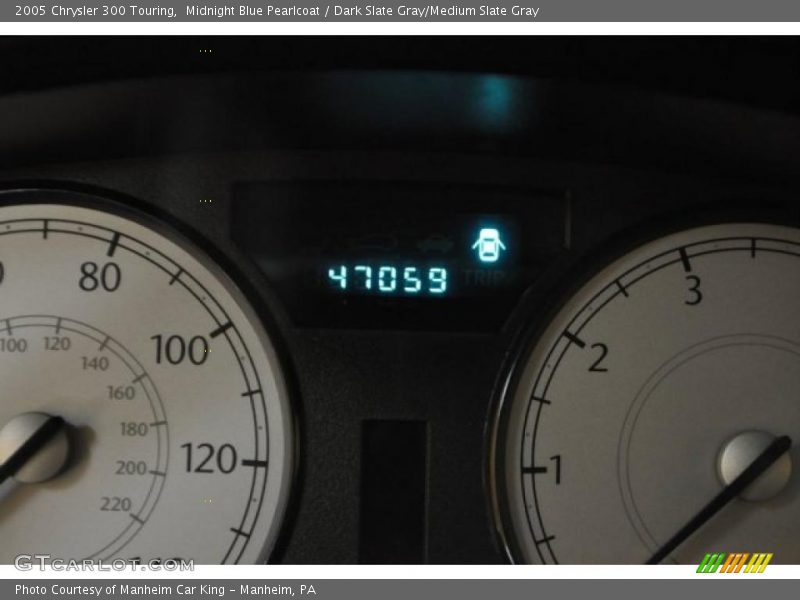 Midnight Blue Pearlcoat / Dark Slate Gray/Medium Slate Gray 2005 Chrysler 300 Touring