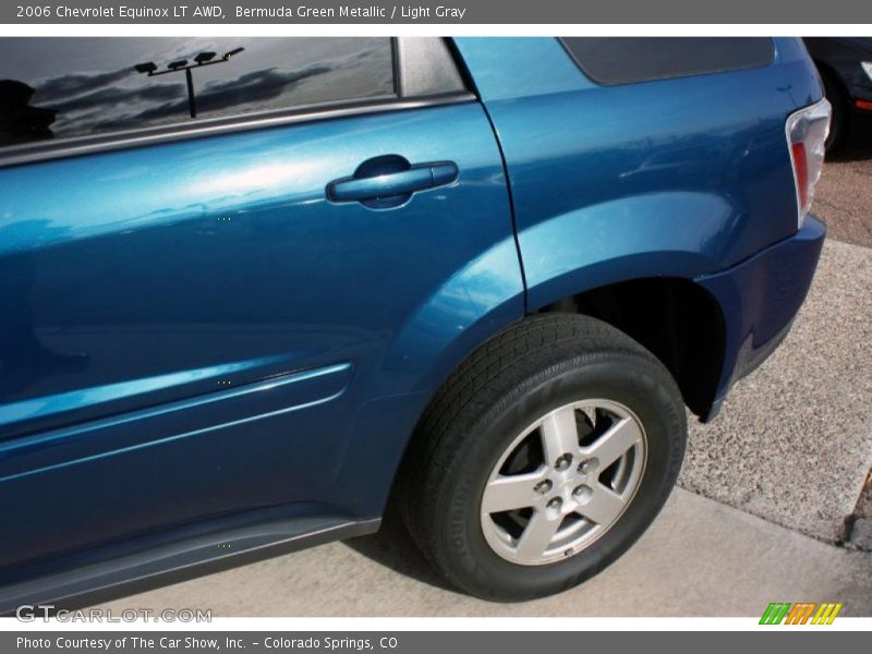 Bermuda Green Metallic / Light Gray 2006 Chevrolet Equinox LT AWD