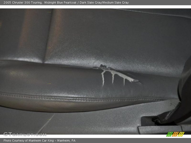 Midnight Blue Pearlcoat / Dark Slate Gray/Medium Slate Gray 2005 Chrysler 300 Touring