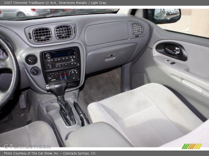 Silverstone Metallic / Light Gray 2007 Chevrolet TrailBlazer LS 4x4